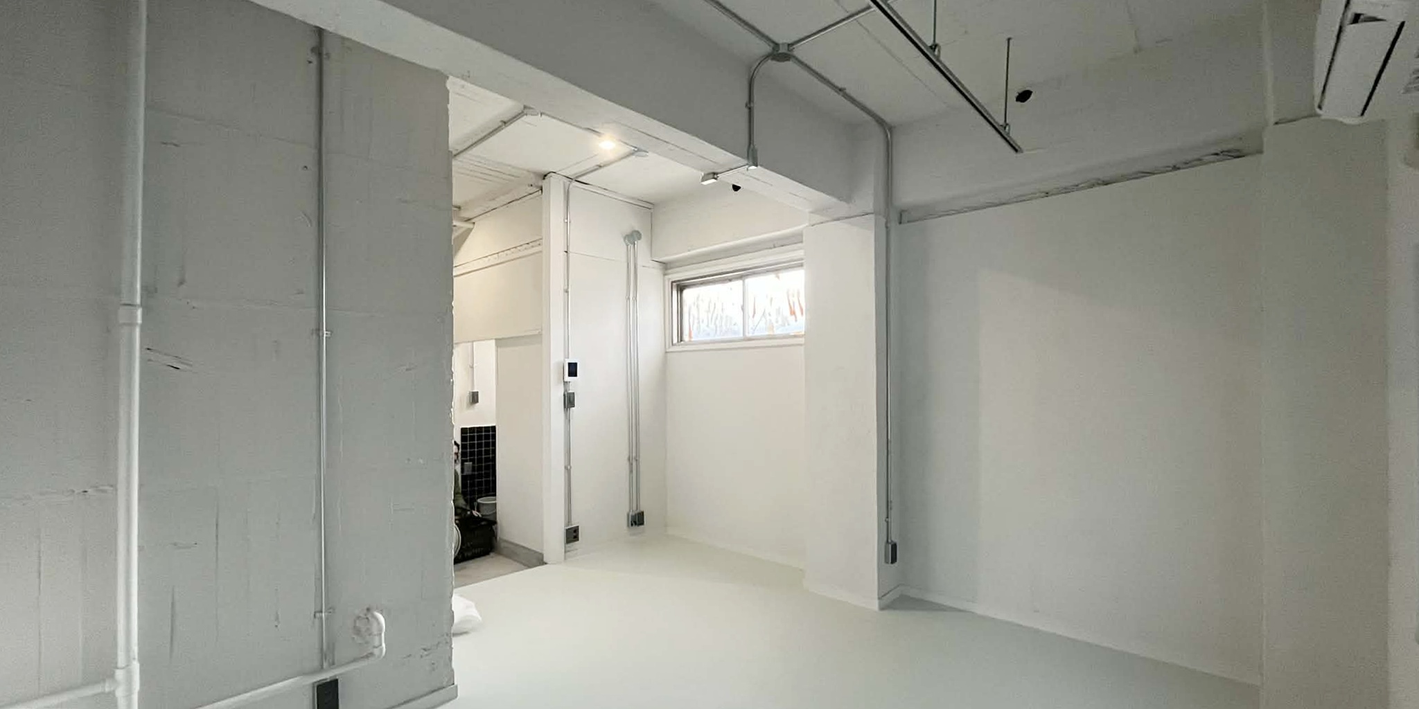 小金丸ビル202号室